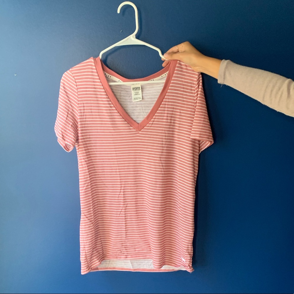 Pink tee shirt